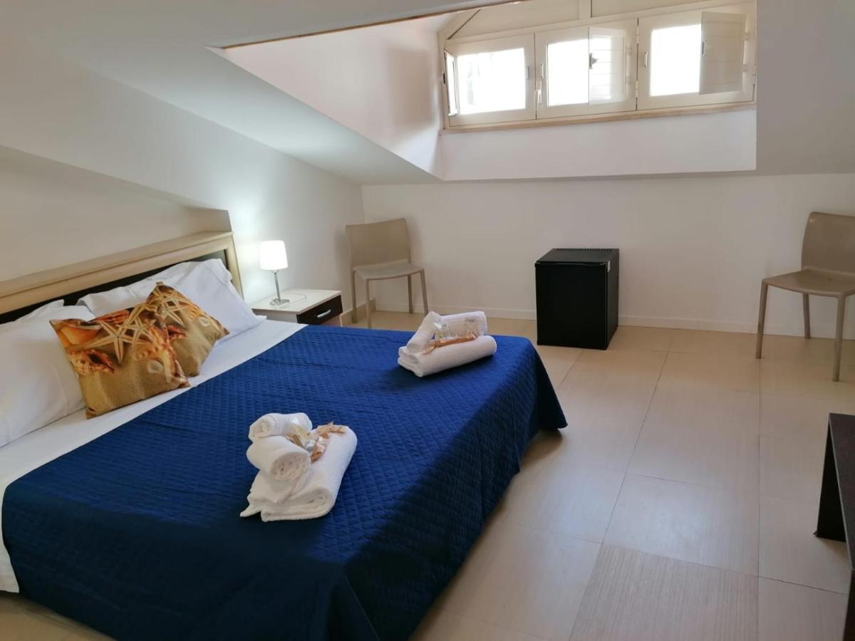 อิล กันโตเน เดล ฟาโร อพาร์ตเมนต์ Hotel จีอาร์ดีนี นักซอส ภายนอก รูปภาพ
