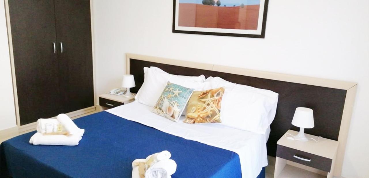 อิล กันโตเน เดล ฟาโร อพาร์ตเมนต์ Hotel จีอาร์ดีนี นักซอส ภายนอก รูปภาพ