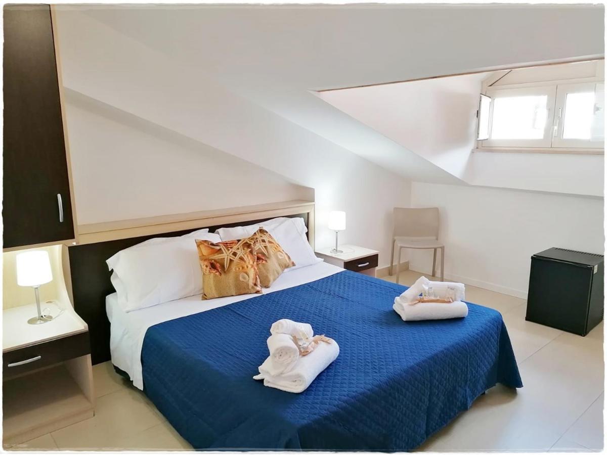 อิล กันโตเน เดล ฟาโร อพาร์ตเมนต์ Hotel จีอาร์ดีนี นักซอส ภายนอก รูปภาพ